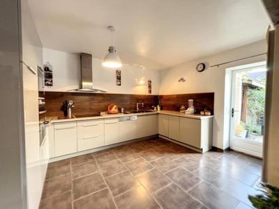 Maison - 133 m² - 6 pièces