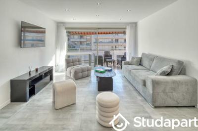 Appartement - 60 m² - 2 pièces