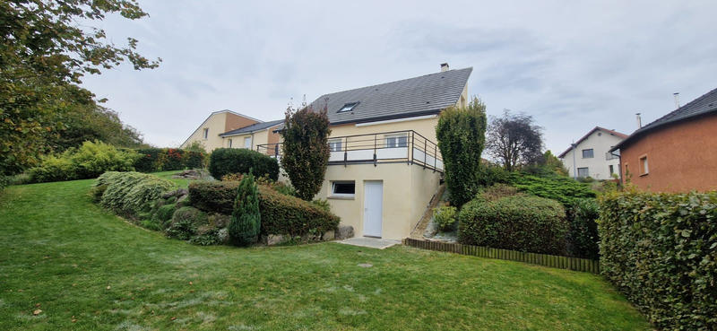 Maison - 142 m² - 6 pièces