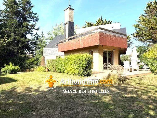 Maison - 215 m² - 7 pièces