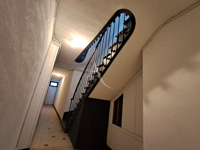 Immeuble - 5 pièces