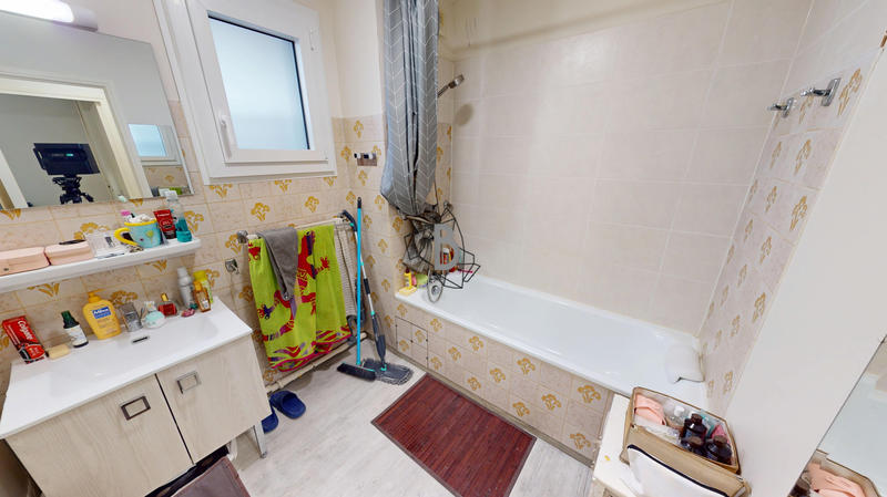 Appartement - 65 m² - 3 pièces