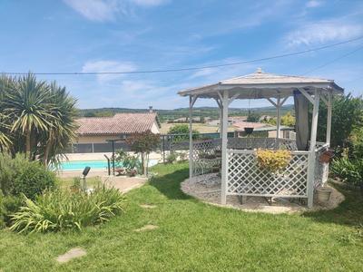 Maison - 175 m² - 5 pièces