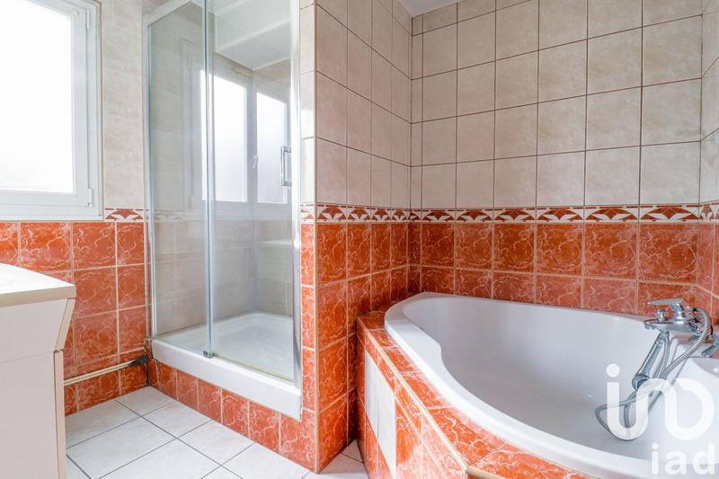 Maison - 111 m² - 4 pièces