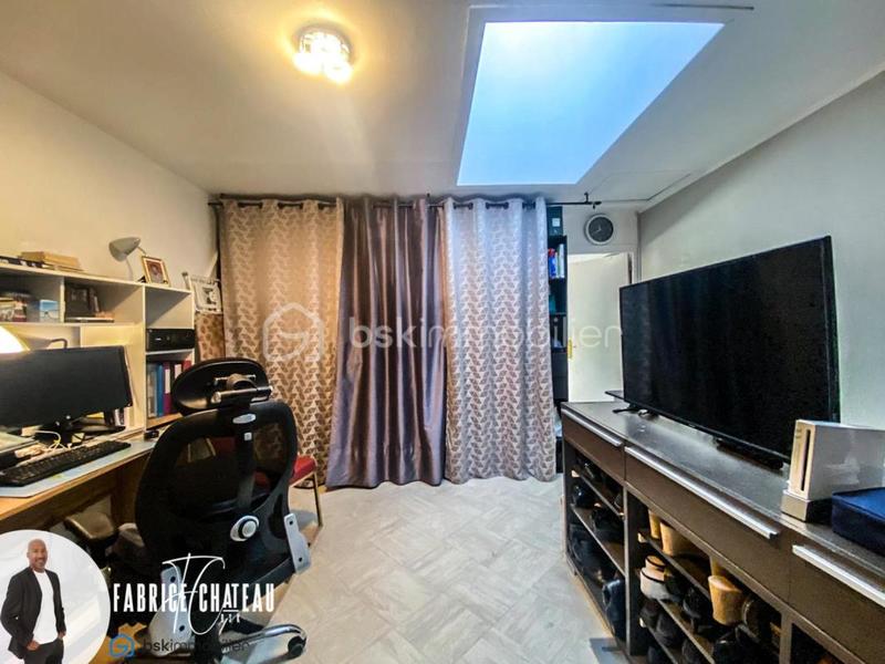 Maison - 93 m² - 5 pièces