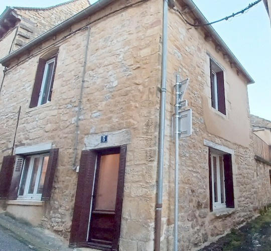 Maison - 70 m² - 6 pièces