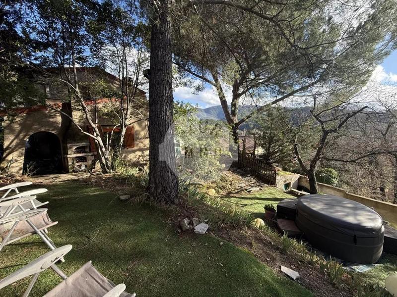 Moulin - 117 m² - 5 pièces