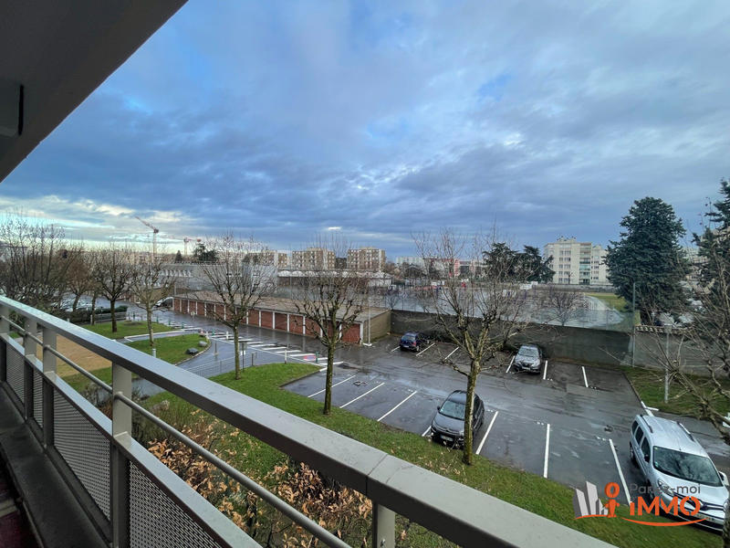 Appartement - 87 m² - 5 pièces