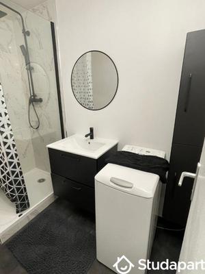 Appartement - 65 m² - 5 pièces