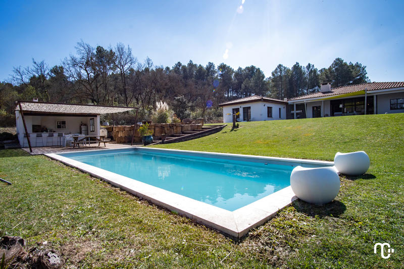 Maison - 177 m² - 5 pièces