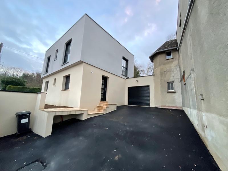 Maison - 111 m² - 5 pièces