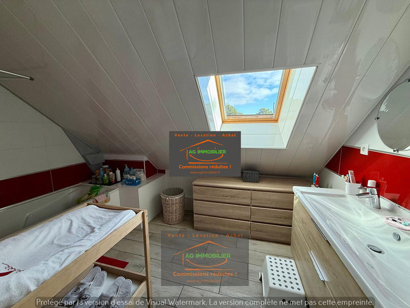 Maison - 143 m² - 6 pièces