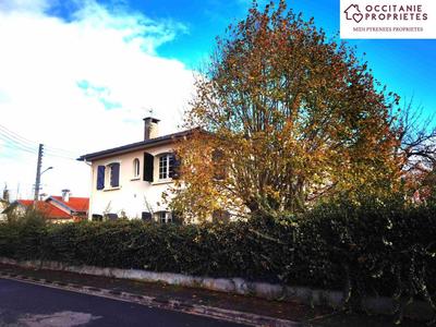 Villa - 170 m² - 9 pièces