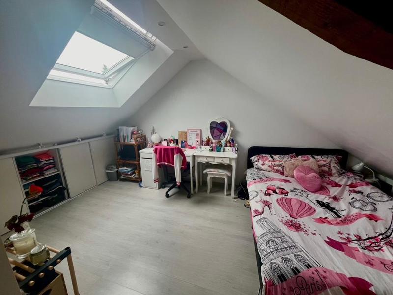 Maison - 104 m² - 6 pièces