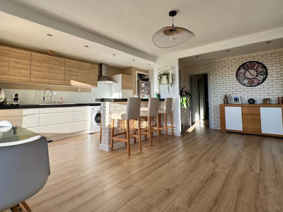 Appartement - 86 m² - 3 pièces