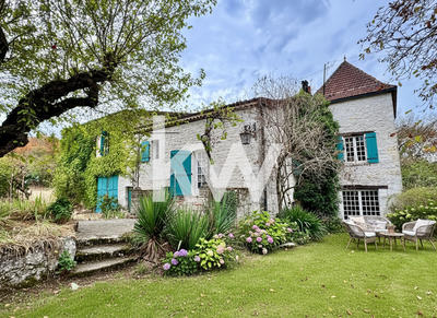 Maison - 185 m² - 5 pièces