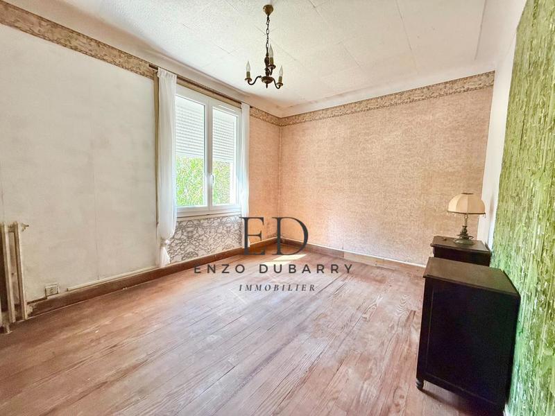 Maison - 193 m² - 7 pièces