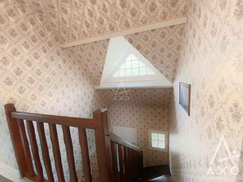 Maison - 152 m² - 7 pièces