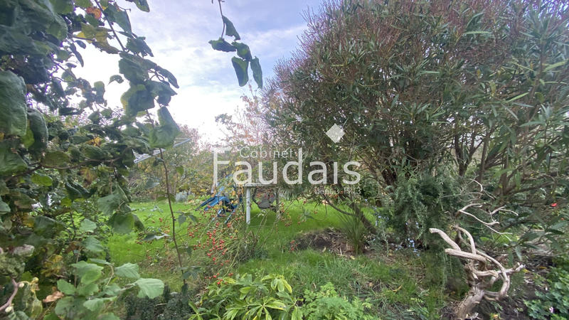 Propriété - 329 m² - 10 pièces