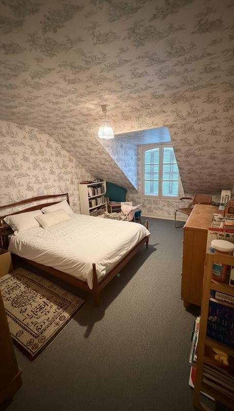 Maison - 212 m² - 9 pièces