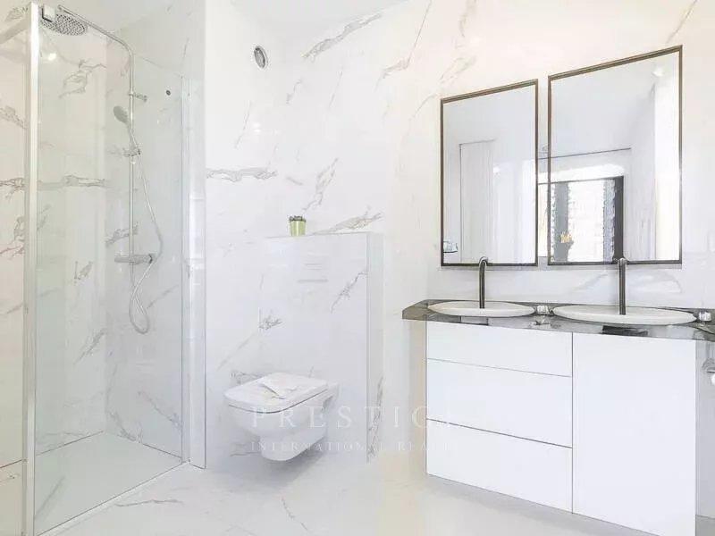 Appartement - 139 m² - 4 pièces