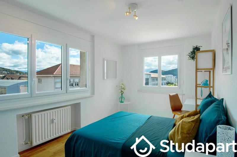 Chambre - 13 m² - 1 pièce