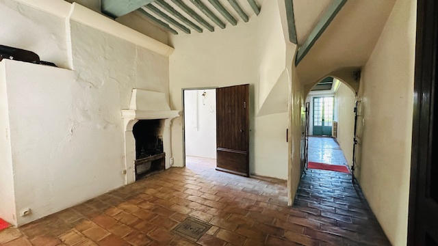 Maison - 220 m² - 8 pièces