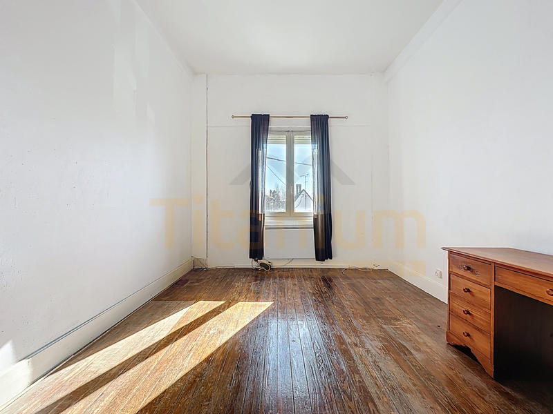 Maison - 96 m² - 3 pièces