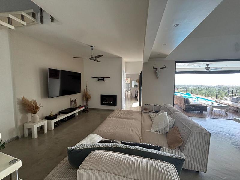 Villa - 200 m² - 5 pièces