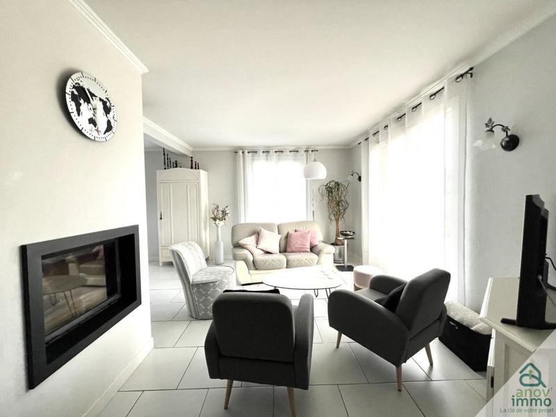 Maison - 104 m² - 5 pièces