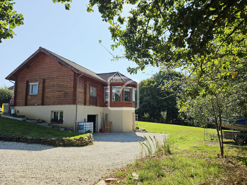 Maison - 123 m² - 5 pièces