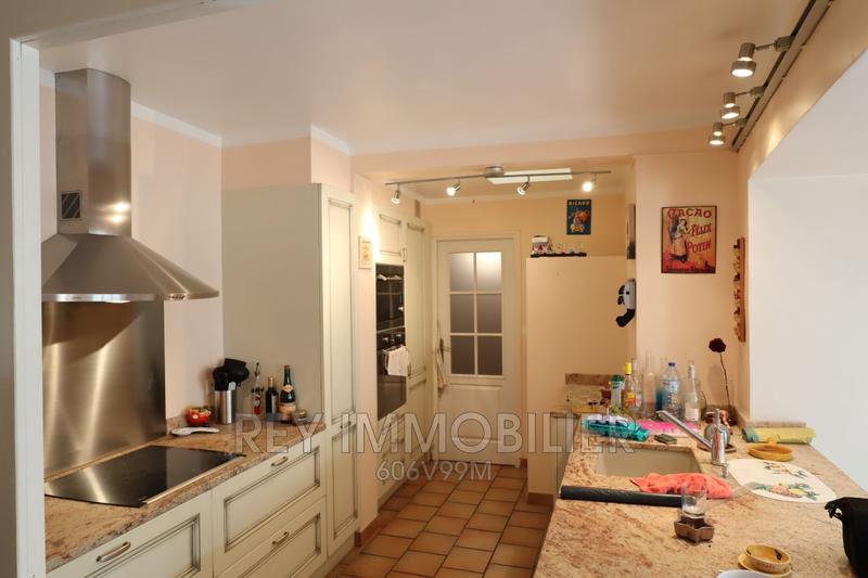 Maison de ville - 415 m² - 10 pièces