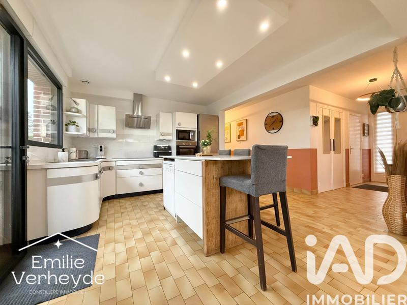 Maison - 163 m² - 8 pièces