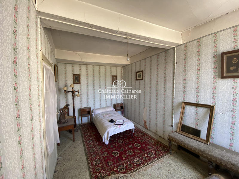 Maison - 235 m² - 9 pièces