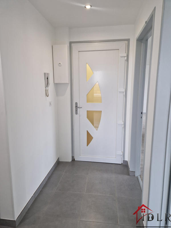 Appartement - 102 m² - 6 pièces