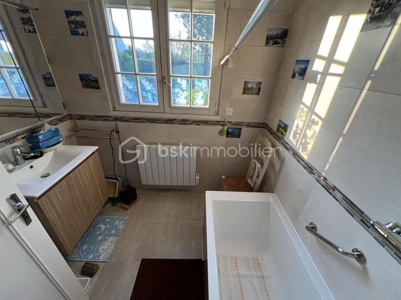 Maison - 98 m² - 4 pièces