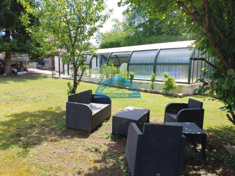 Maison - 122 m² - 6 pièces