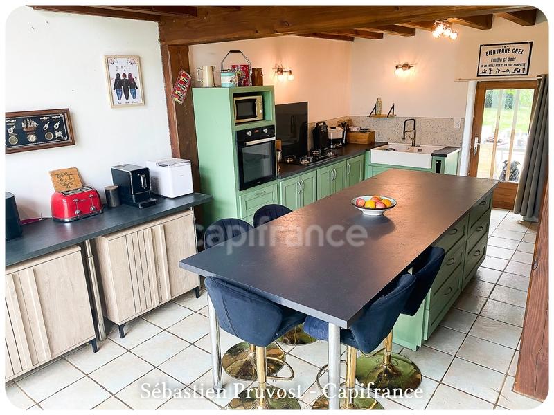 Maison en pierre - 250 m² - 8 pièces