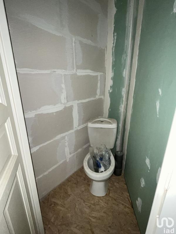 Local commercial - 169 m² - 4 pièces