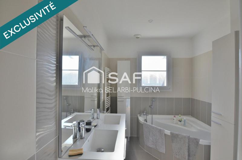 Maison - 102 m² - 4 pièces