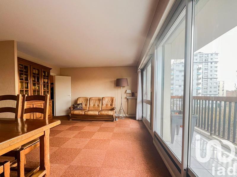 Appartement - 80 m² - 4 pièces