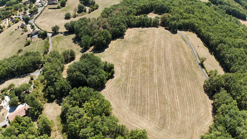 Terrain - 36 348 m²