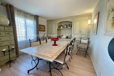 Appartement - 80 m² - 3 pièces