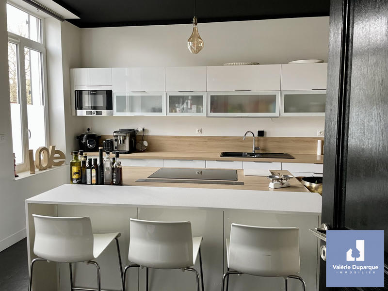 Maison - 180 m² - 6 pièces