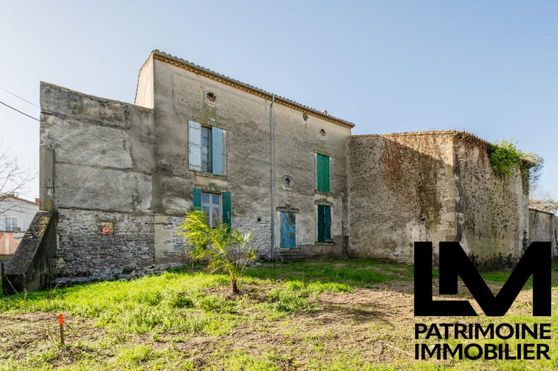 Maison - 325 m² - 6 pièces