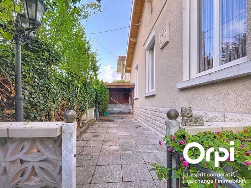 Maison - 104 m² - 4 pièces