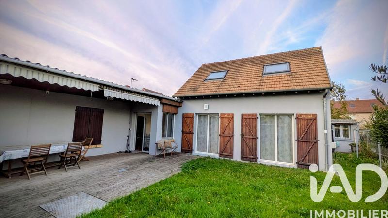 Maison - 142 m² - 6 pièces