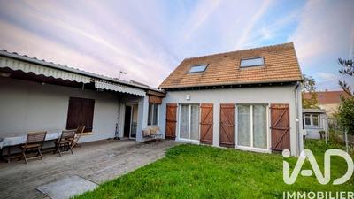 Maison - 142 m² - 6 pièces