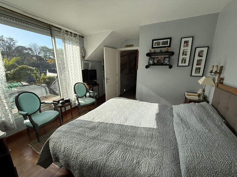 Maison - 187 m² - 6 pièces