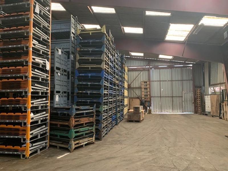 Entrepôt - 884 m² - 1 pièce